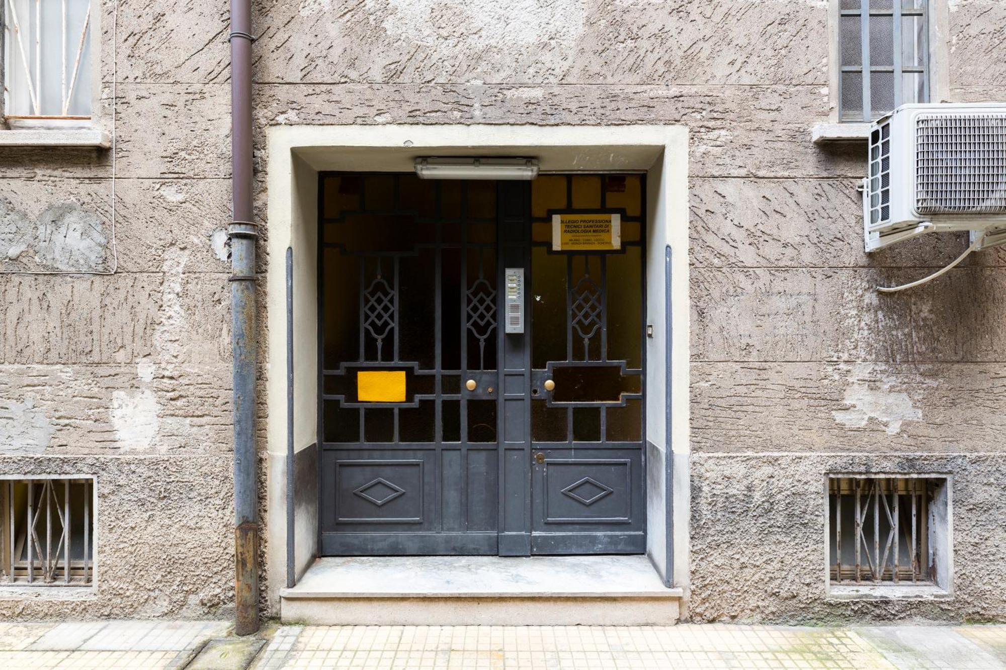 Titty House - Crocetta Appartement Milaan Buitenkant foto